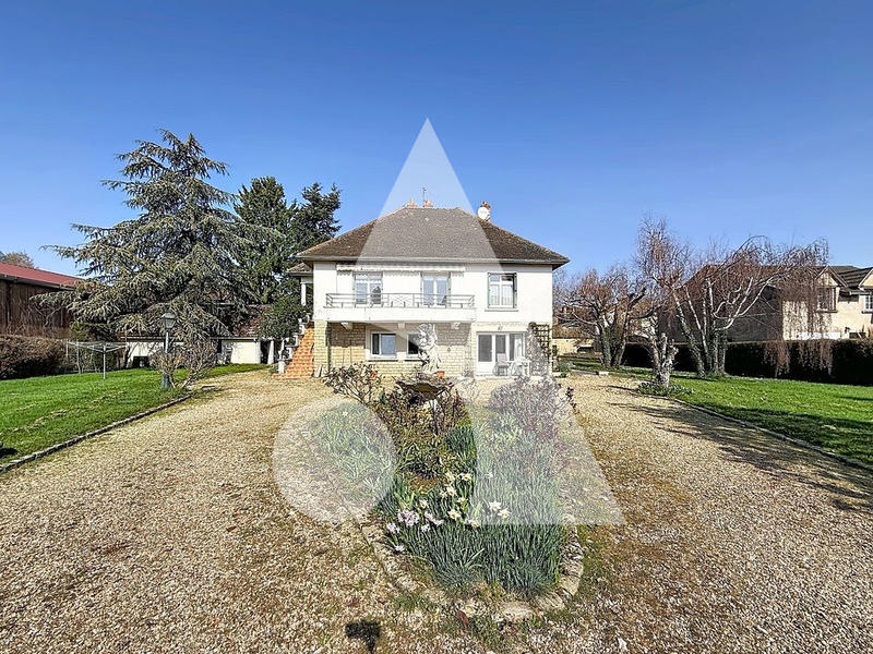 Maison - 148 m² - 5 pièces