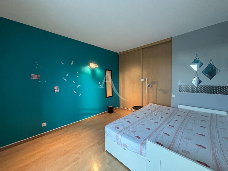 Maison - 121 m² - 5 pièces