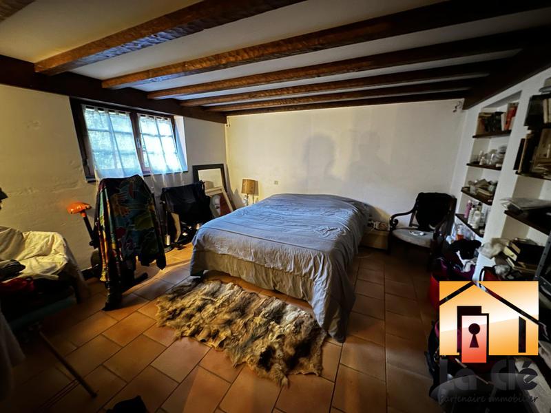 Maison ancienne - 237 m² - 6 pièces