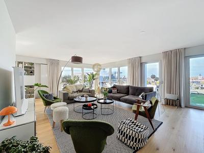 Appartement - 176 m² - 5 pièces