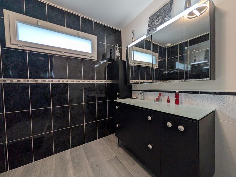 Maison - 94 m² - 4 pièces