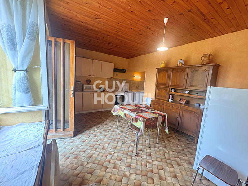 Maison - 263 m² - 6 pièces