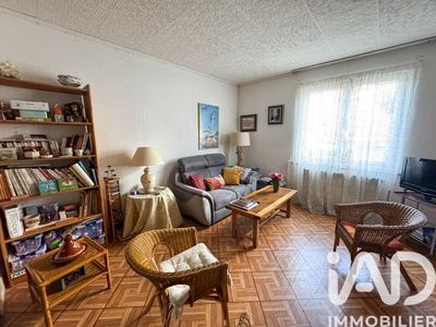 Maison - 121 m² - 6 pièces