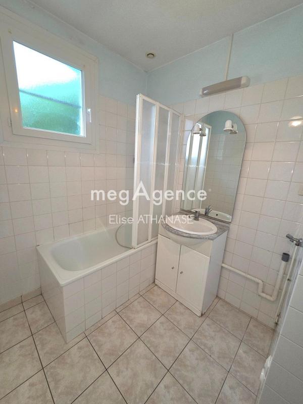 Maison - 77 m² - 3 pièces