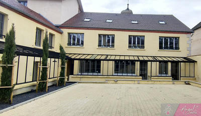 Triplex - 100 m² - 4 pièces