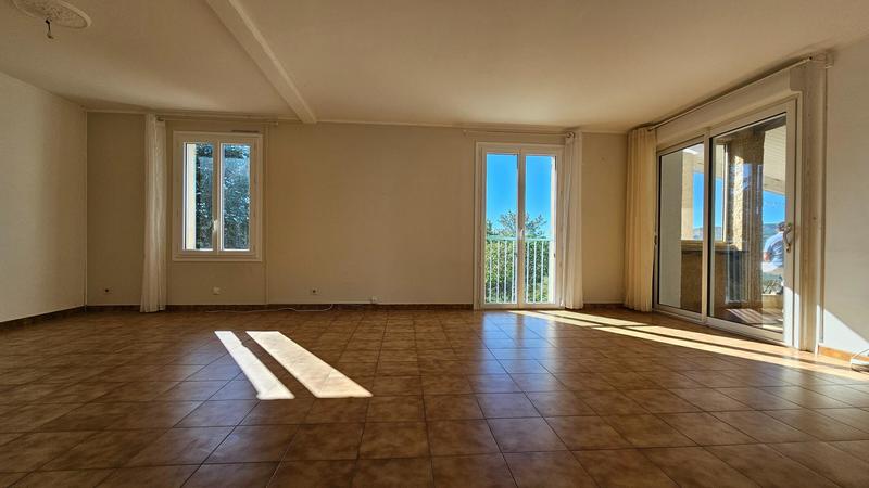 Maison - 130 m² - 8 pièces