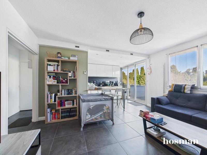 Appartement - 80 m² - 4 pièces