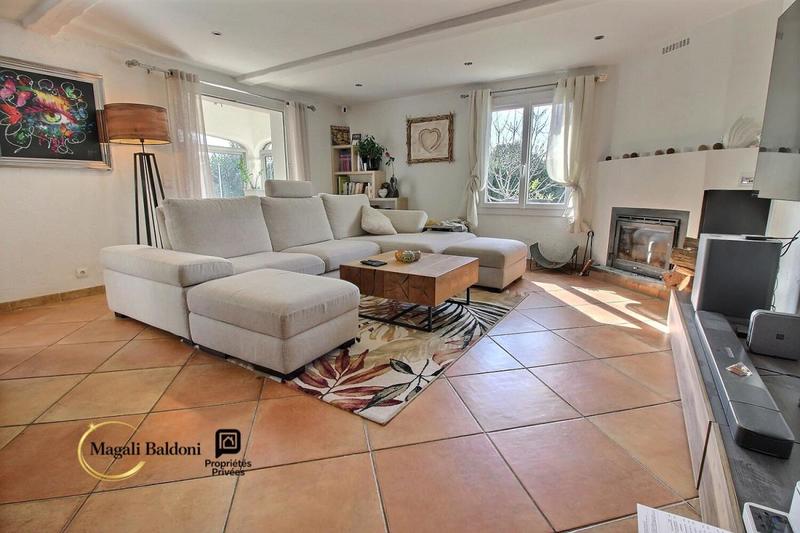 Villa - 186 m² - 7 pièces