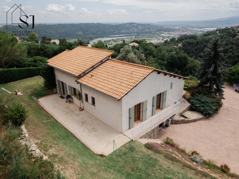 Maison - 149 m² - 5 pièces