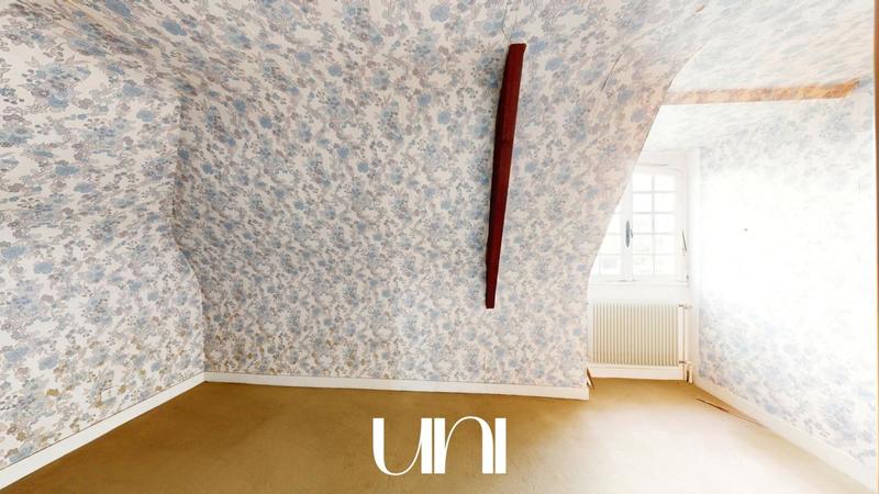 Maison - 208 m² - 8 pièces