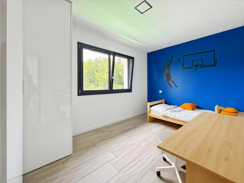 Maison - 180 m² - 6 pièces