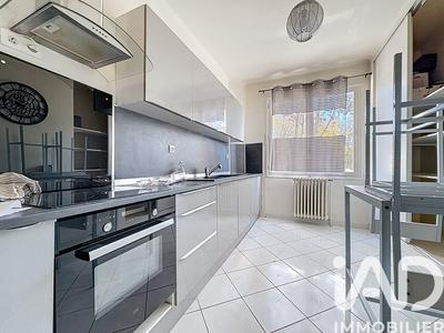 Appartement - 108 m² - 5 pièces