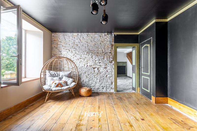 Maison - 380 m² - 13 pièces