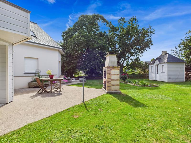 Maison - 161 m² - 8 pièces