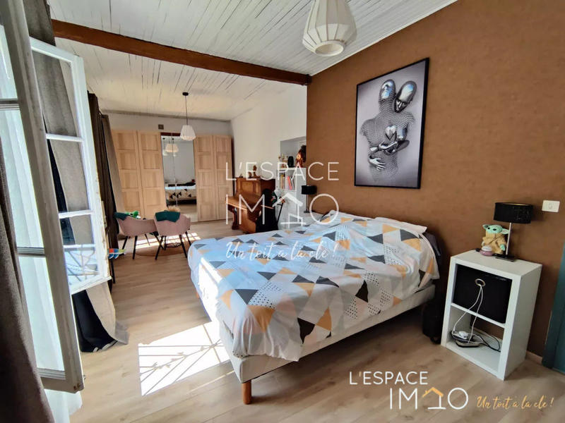 Appartement - 125 m² - 5 pièces