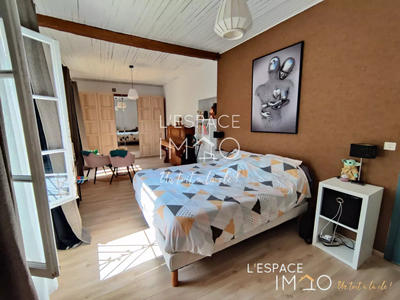 Appartement - 125 m² - 5 pièces