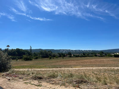 Terrain - 669 m²