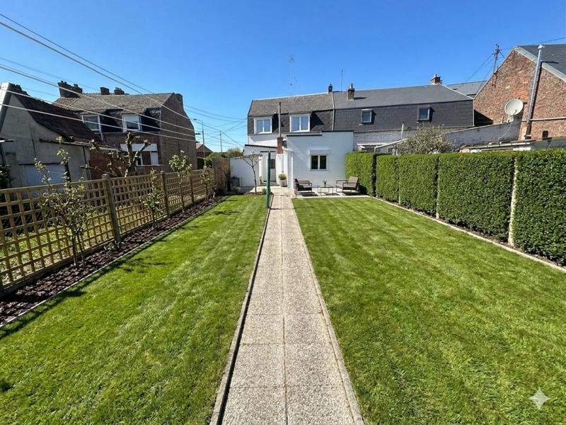 Maison de ville - 134 m² - 6 pièces