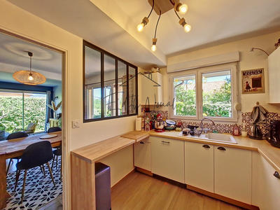 Maison - 95 m² - 5 pièces