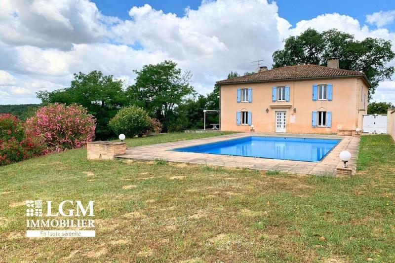 Maison de maîtres - 213 m² - 3 pièces