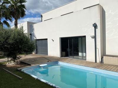 Villa - 159 m² - 5 pièces
