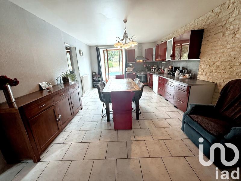 Maison - 326 m² - 11 pièces