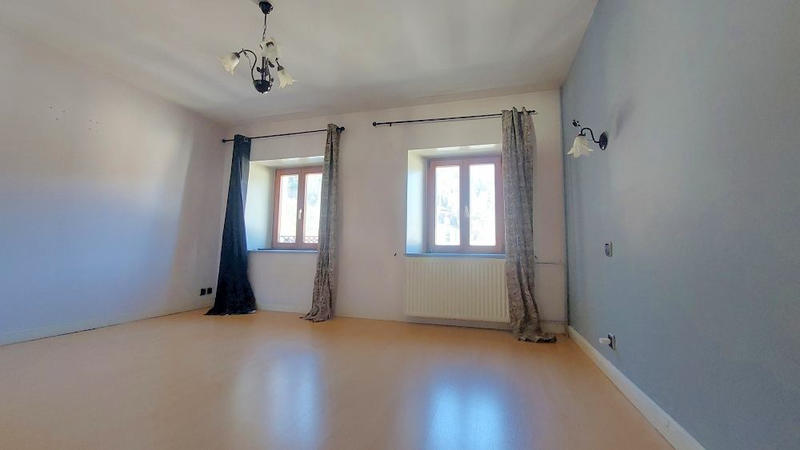 Maison - 190 m² - 10 pièces