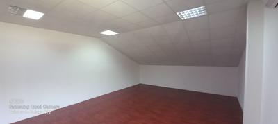 Bureau - 60 m² - 1 pièce