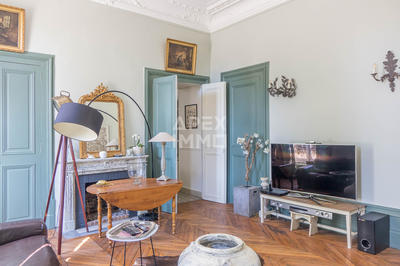 Demeure - 400 m² - 15 pièces