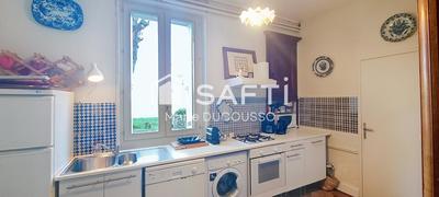 Maison - 286 m² - 13 pièces