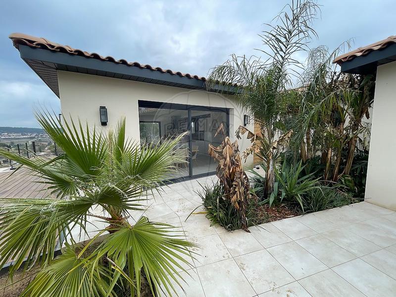 Maison - 108 m² - 6 pièces