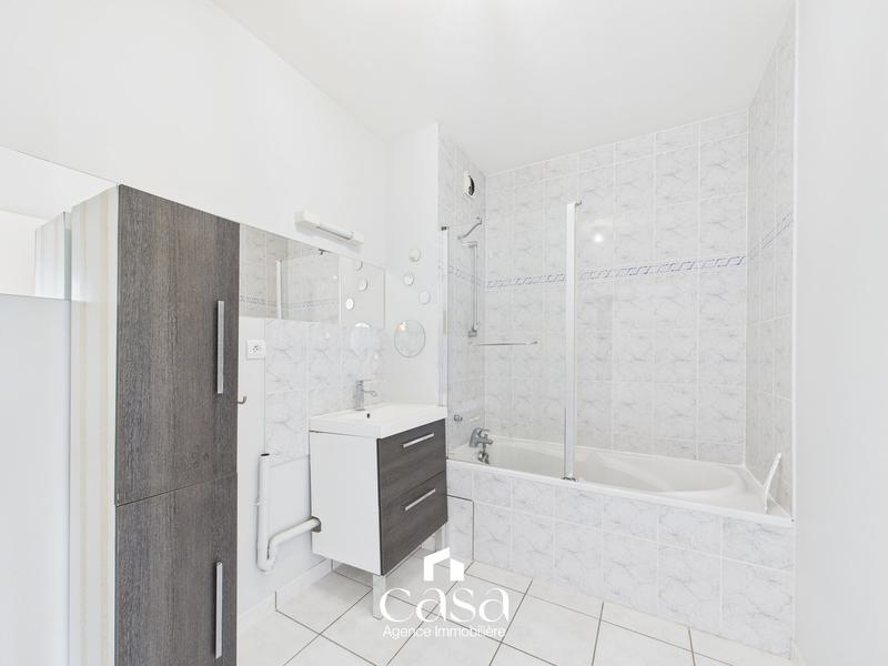 Appartement - 96 m² - 4 pièces