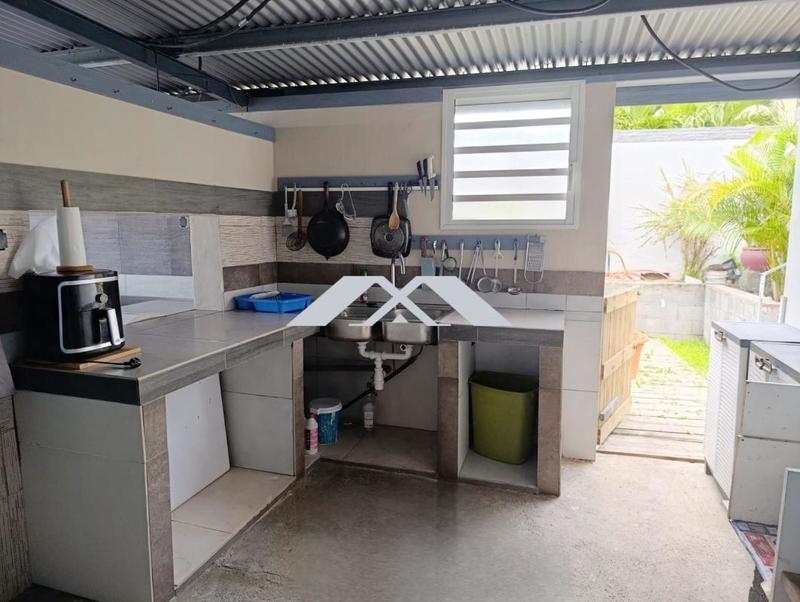 Maison - 103 m² - 5 pièces