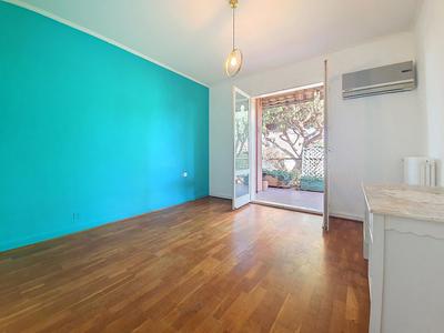 Maison - 223 m² - 9 pièces