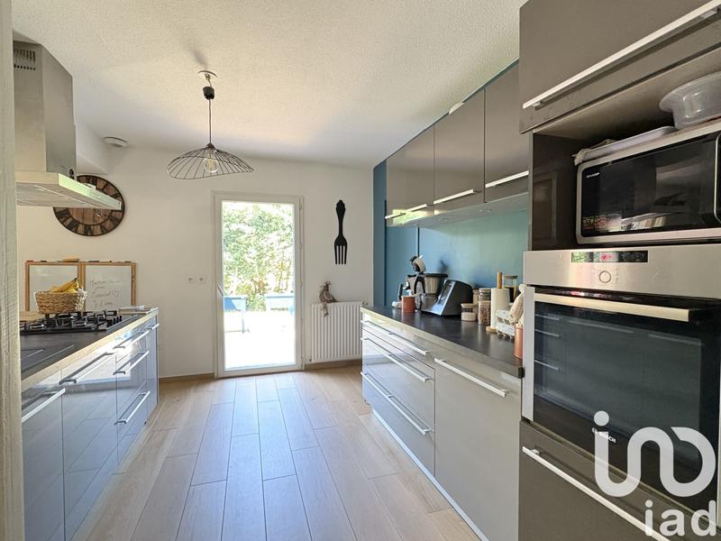 Maison - 93 m² - 4 pièces