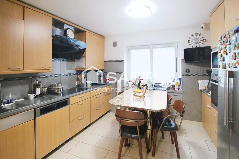 Maison - 120 m² - 5 pièces