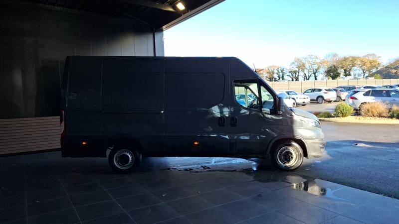 Iveco Daily 35 s 14 h2 quad-leaf hi matic