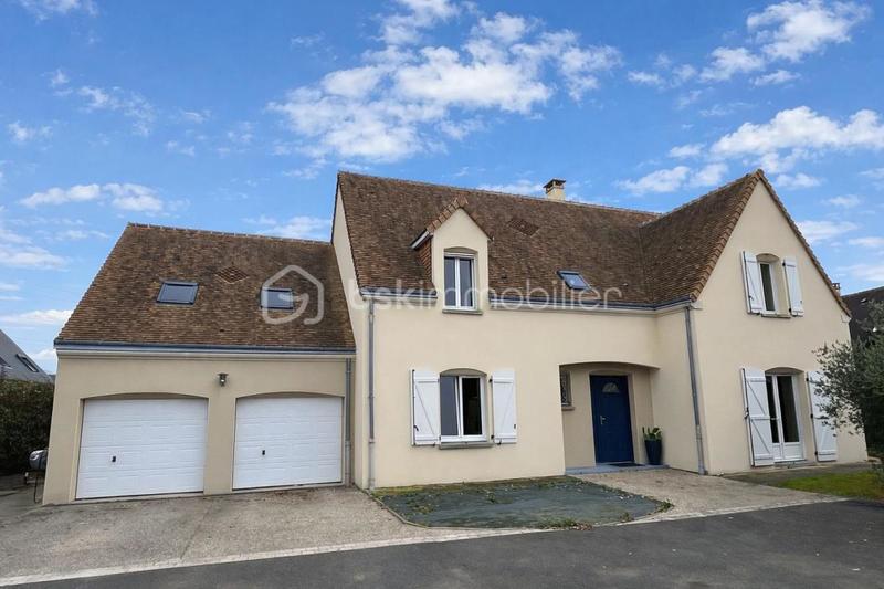 Maison - 182 m² - 6 pièces