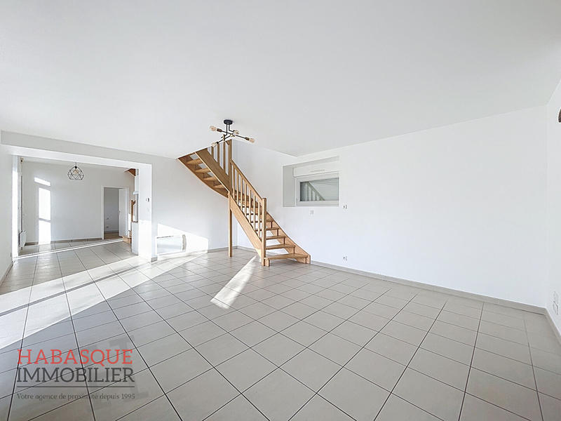 Maison - 115 m² - 5 pièces