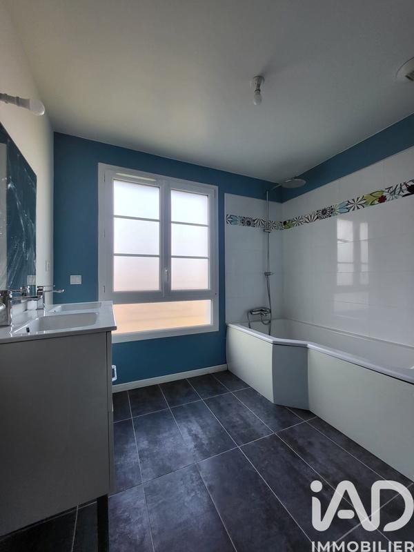 Maison - 188 m² - 9 pièces