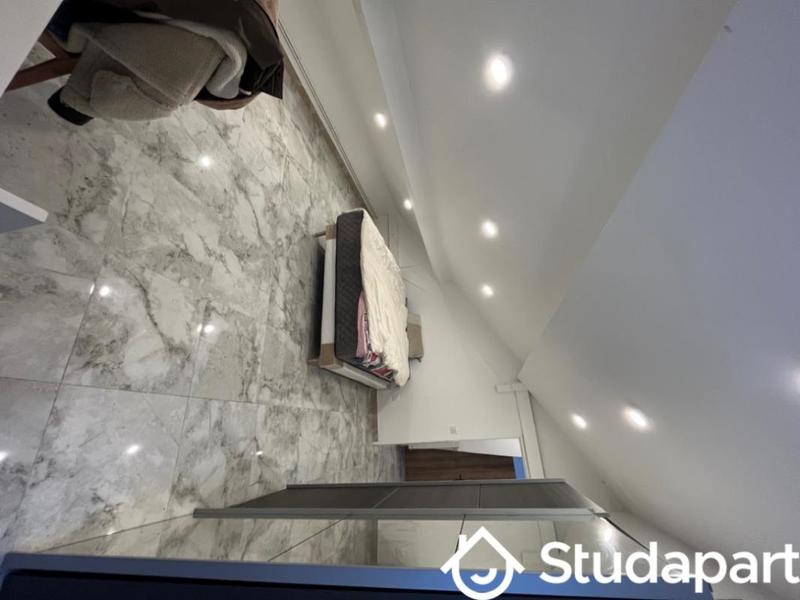 Chambre - 15 m² - 1 pièce