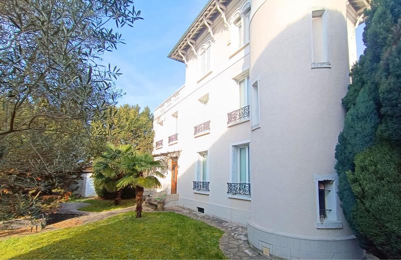 Maison - 175 m² - 7 pièces