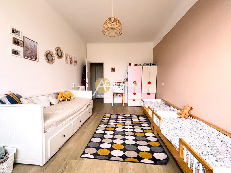 Appartement - 105 m² - 5 pièces