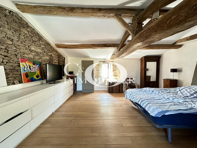 Maison - 151 m² - 5 pièces