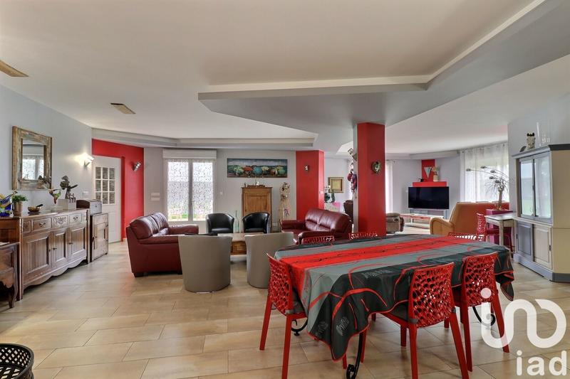 Maison de maîtres - 994 m² - 16 pièces