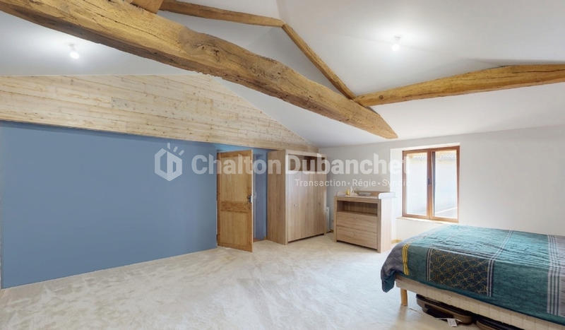 Corps de ferme - 208 m² - 7 pièces