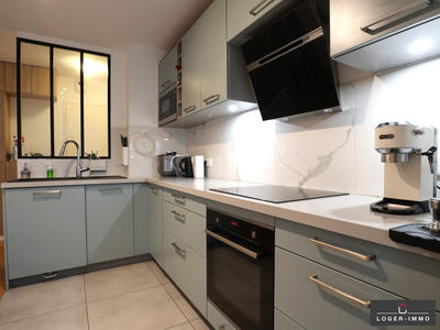 Appartement - 100 m² - 5 pièces