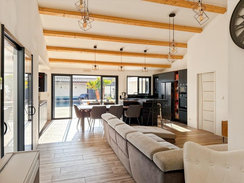 Maison - 150 m² - 6 pièces