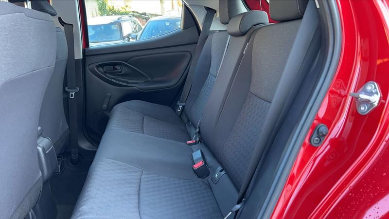 Toyota Yaris III 1.5 Vvti 116 Hybrid E-Cvt Business