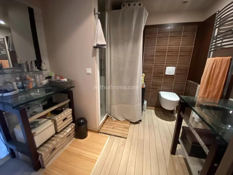 Maison - 212 m² - 8 pièces